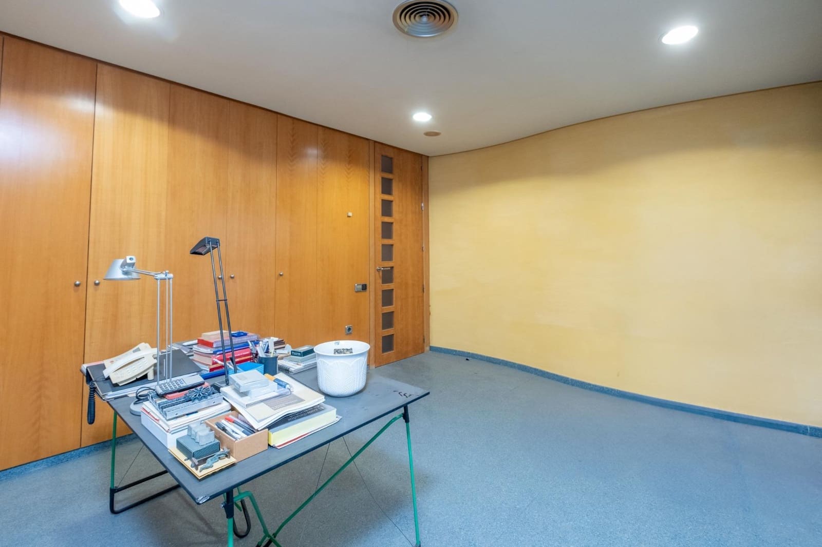 Office for sale in San Vicente / Sant Vicent del Raspeig - € 300,000 (Ref: 9831344)