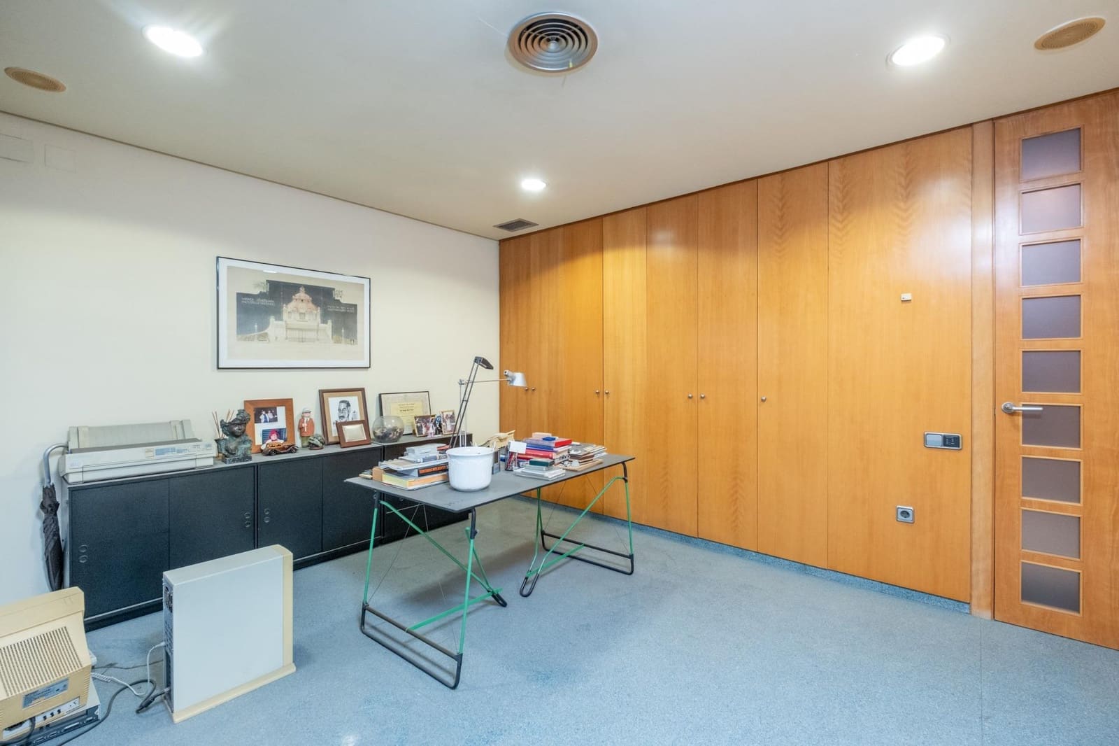 Office for sale in San Vicente / Sant Vicent del Raspeig - € 300,000 (Ref: 9831344)