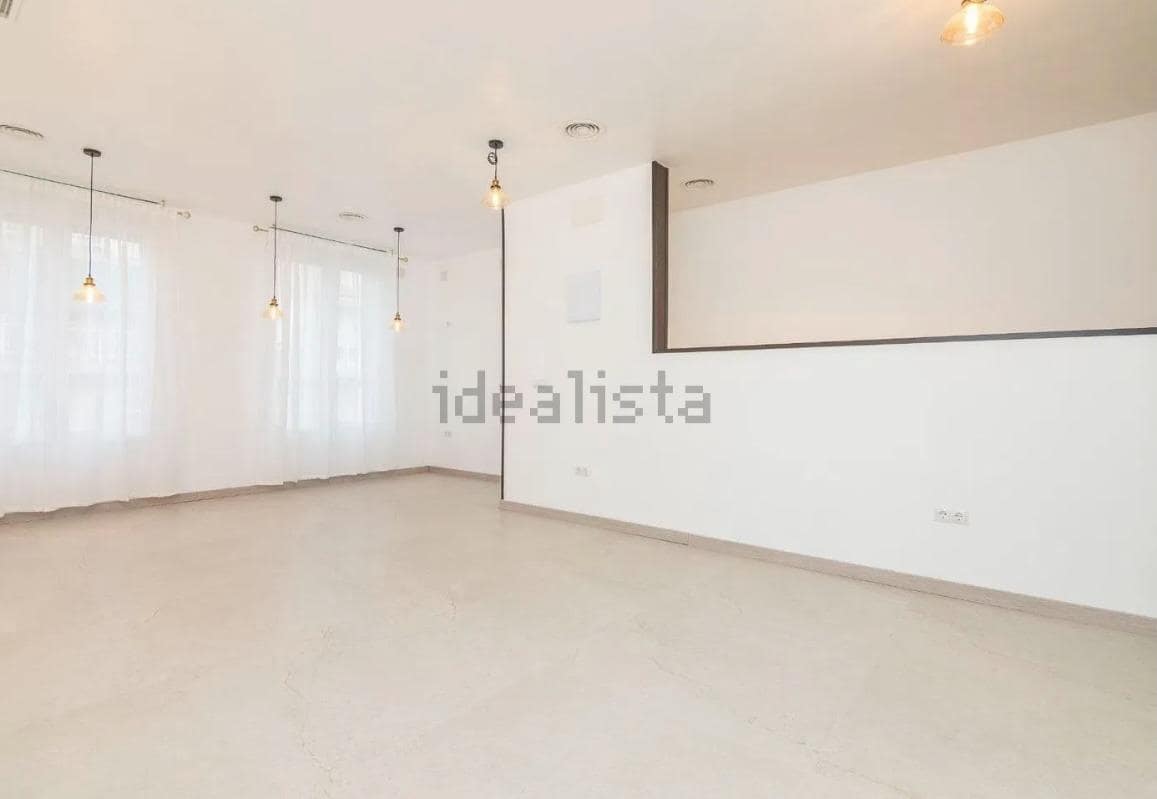 Piso de 2 habitaciones en Elche / Elx en venta - 190.000 € (Ref: 9833644)