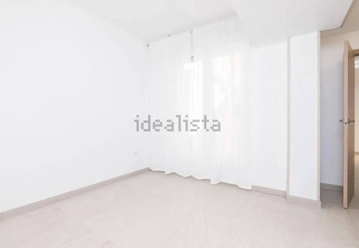 Piso de 2 habitaciones en Elche / Elx en venta - 190.000 € (Ref: 9833644)