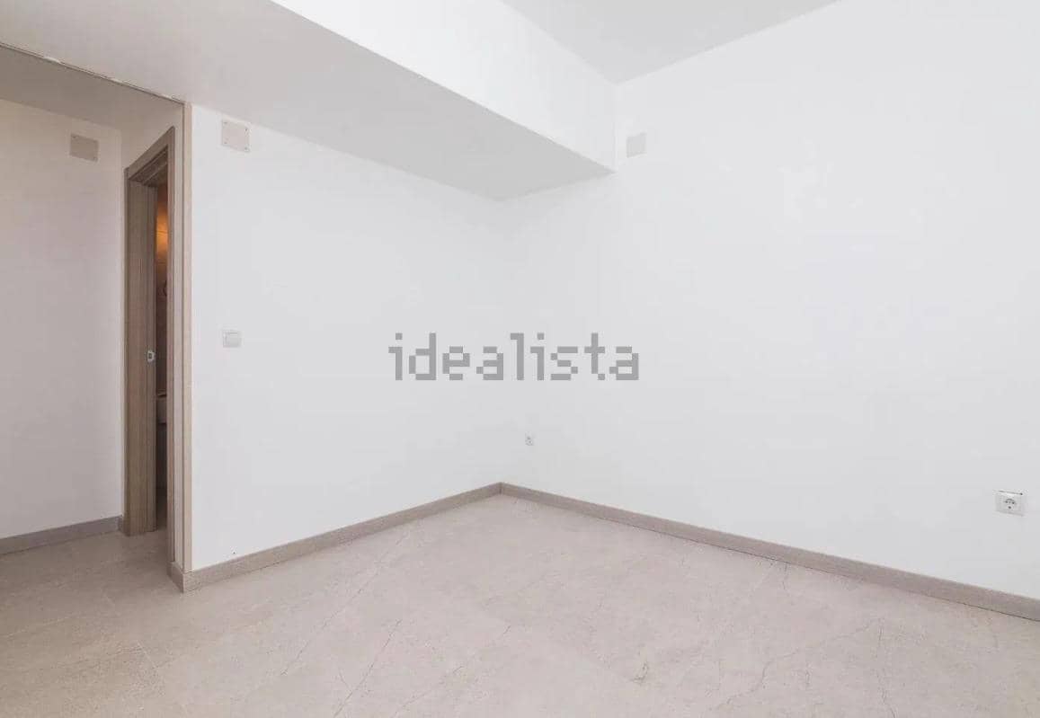 Piso de 2 habitaciones en Elche / Elx en venta - 190.000 € (Ref: 9833644)