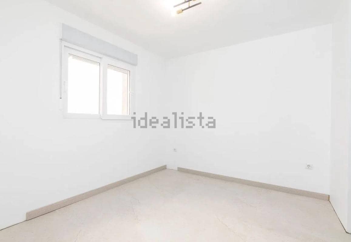 Piso de 2 habitaciones en Elche / Elx en venta - 190.000 € (Ref: 9833644)