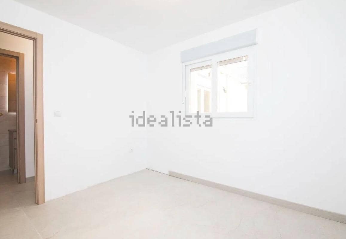 Piso de 2 habitaciones en Elche / Elx en venta - 190.000 € (Ref: 9833644)