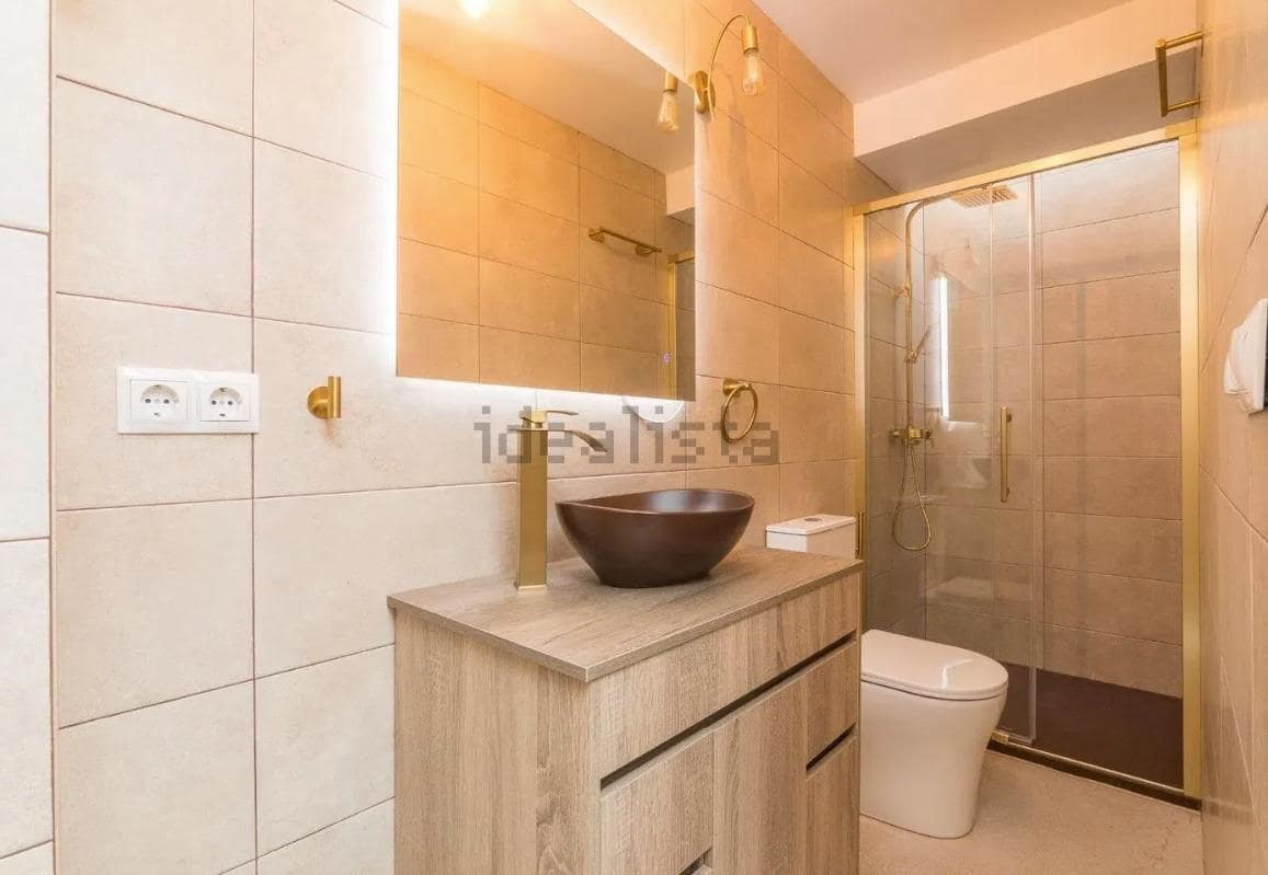 Piso de 2 habitaciones en Elche / Elx en venta - 190.000 € (Ref: 9833644)