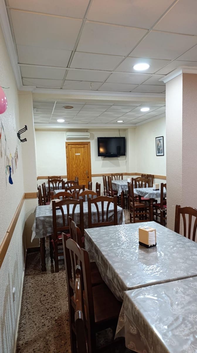 Biznes na sprzedaż w Elche / Elx - 350 000 € (Ref: 9833645)