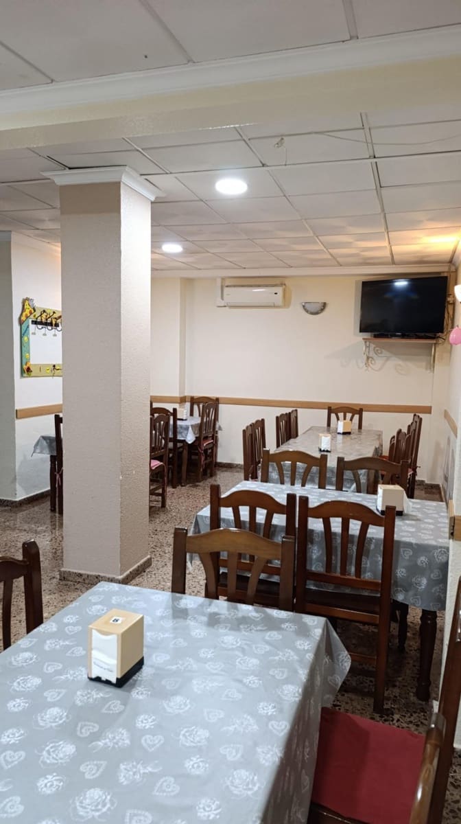 Biznes na sprzedaż w Elche / Elx - 350 000 € (Ref: 9833645)
