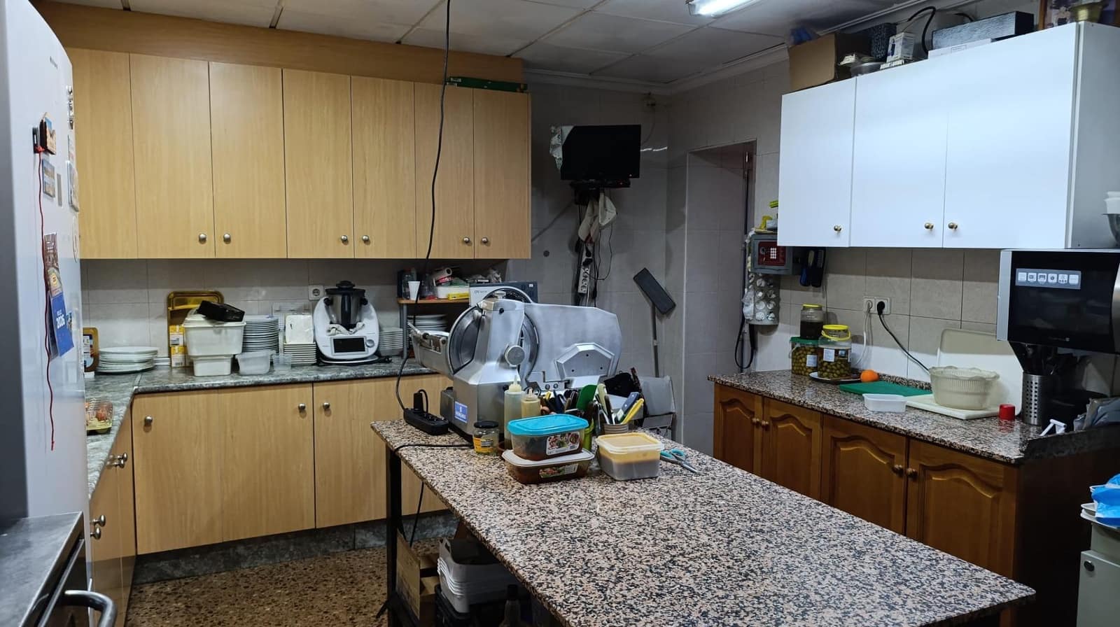 Biznes na sprzedaż w Elche / Elx - 350 000 € (Ref: 9833645)