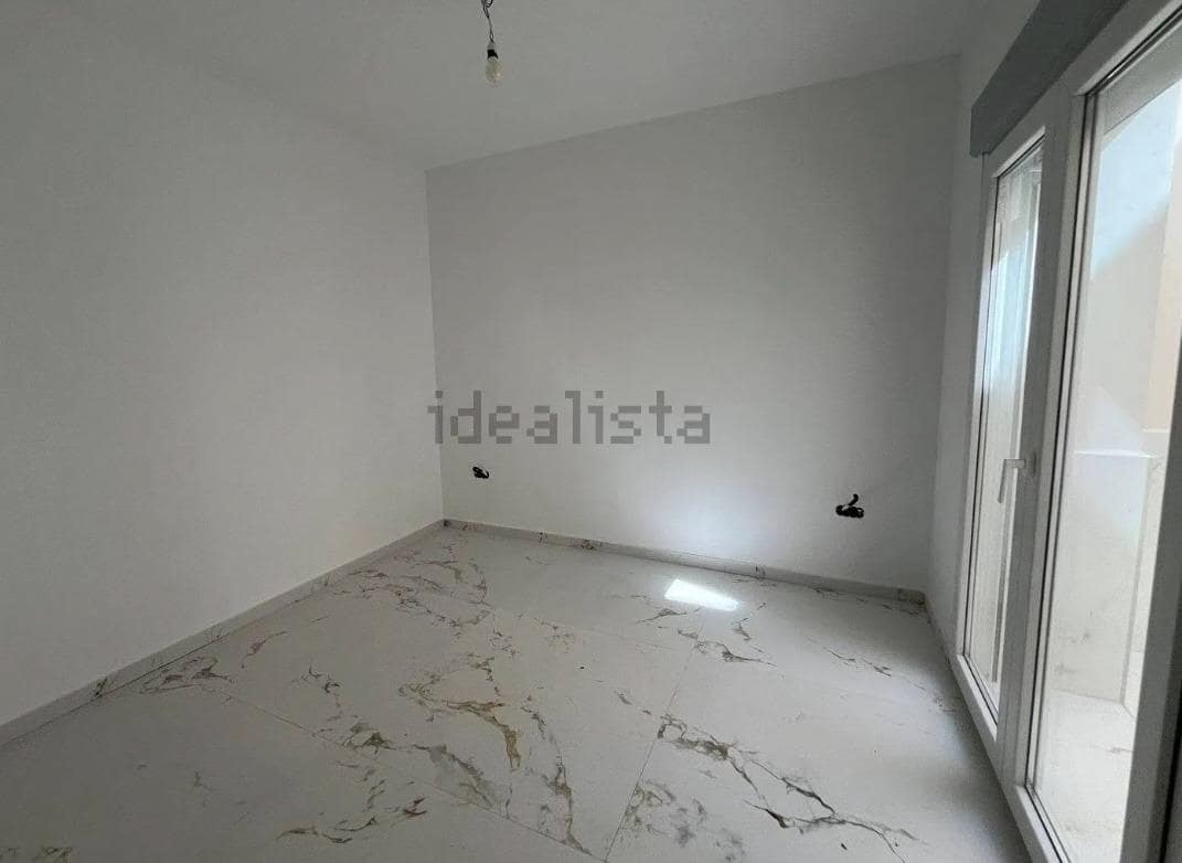Apartamento de 2 habitaciones en Elche / Elx en venta - 190.000 € (Ref: 9836223)