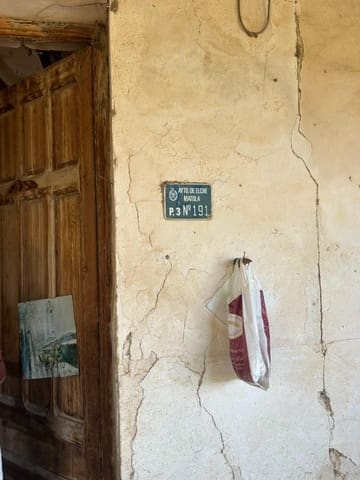 4 soveværelse Finca/Landehus til salg i Matola, Elche / Elx - € 199.000 (Ref: 9840367)