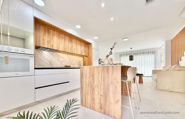 2 soverom Hus til salgs i Cox med svømmebasseng garasje - € 233 000 (Ref: 10046252)