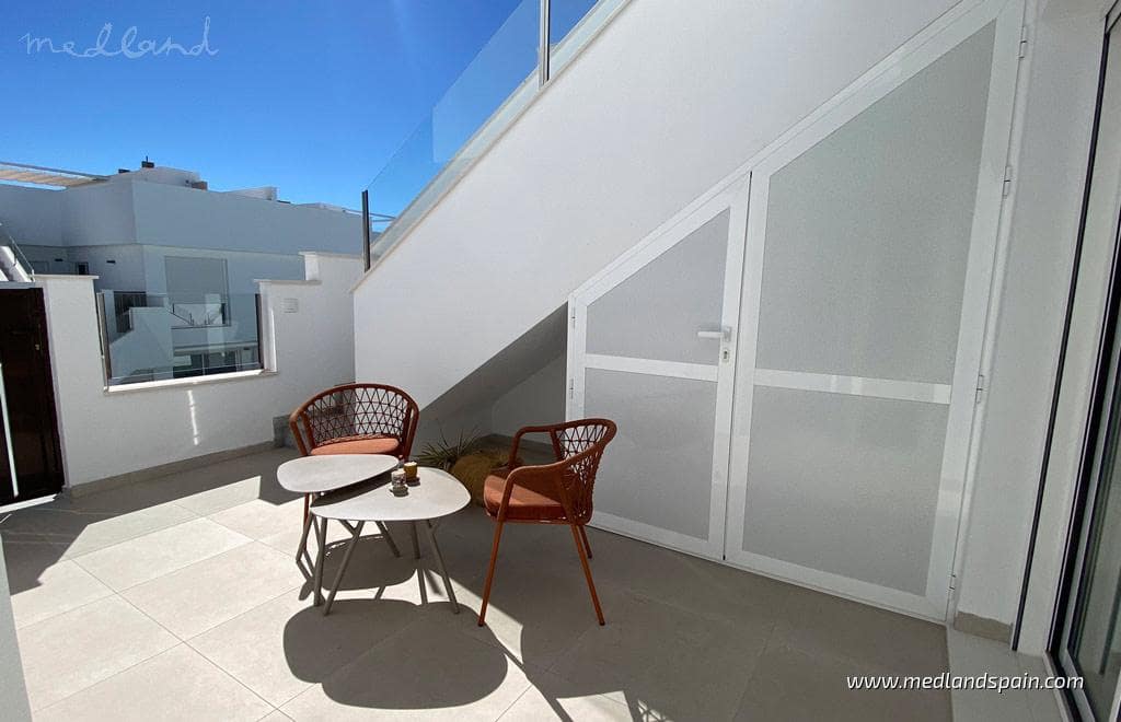 3 quarto Apartamento para venda em Pilar de la Horadada com piscina garagem - 339 900 € (Ref: 10046266)