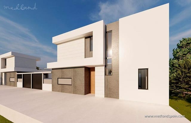 3 quarto Moradia para venda em Pilar de la Horadada com piscina garagem - 495 000 € (Ref: 10046270)