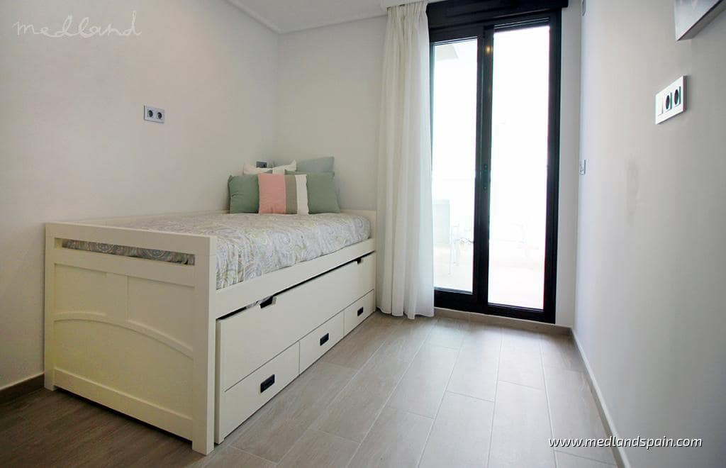 Apartamento de 3 habitaciones en Torre de la Horadada en venta con piscina garaje - 345.000 € (Ref: 10046289)