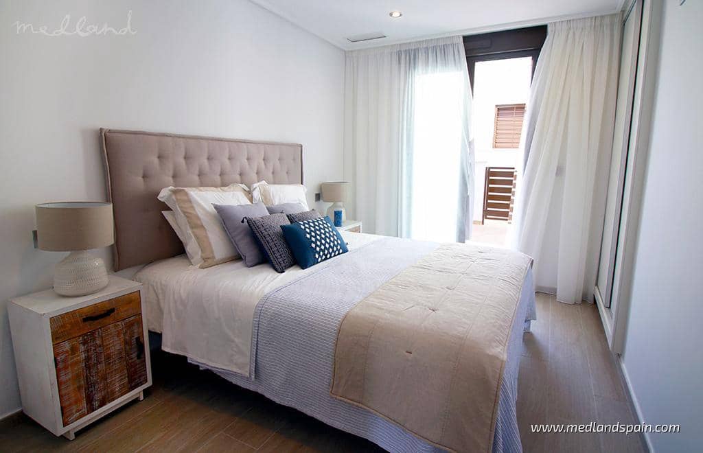Apartamento de 3 habitaciones en Torre de la Horadada en venta con piscina garaje - 345.000 € (Ref: 10046289)