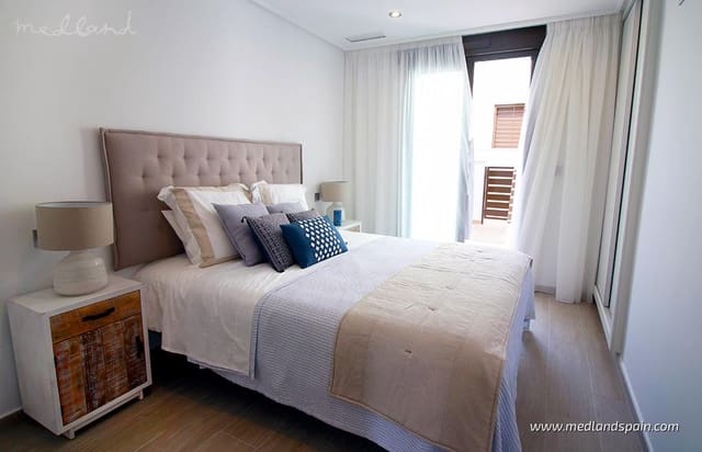 Apartamento de 3 habitaciones en Torre de la Horadada, Pilar de la Horadada en venta con piscina garaje - 345.000 € (Ref: 10046289)