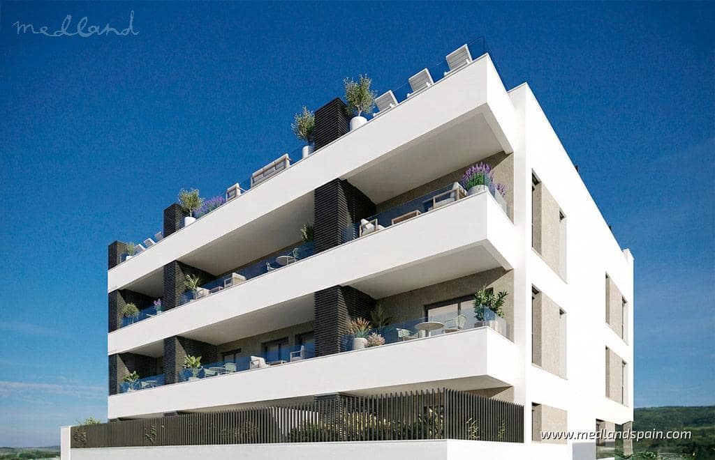 Apartamento de 2 habitaciones en Benijófar en venta con piscina garaje - 284.900 € (Ref: 10046291)