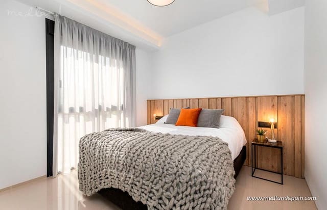 3 quarto Moradia para venda em Doña Pepa, Rojales com piscina garagem - 927 896 € (Ref: 10046295)