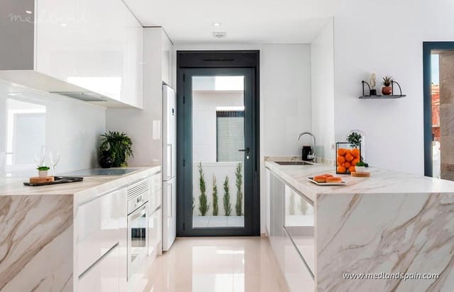3 quarto Moradia para venda em Doña Pepa, Rojales com piscina garagem - 927 896 € (Ref: 10046295)