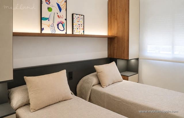 3 soverom Leilighet til salgs i Torre de la Horadada, Pilar de la Horadada med svømmebasseng garasje - € 489 900 (Ref: 10046299)