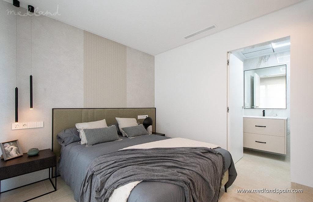 3 sovrum Villa till salu i Ciudad Quesada med pool garage - 1 099 000 € (Ref: 10046311)