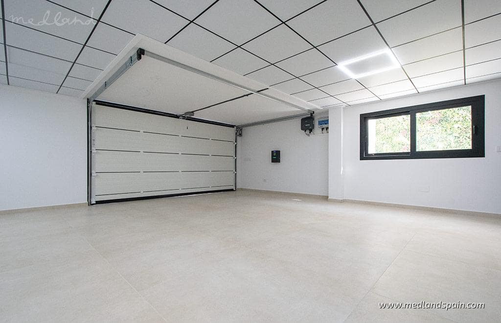 3 sovrum Villa till salu i Ciudad Quesada med pool garage - 1 099 000 € (Ref: 10046311)