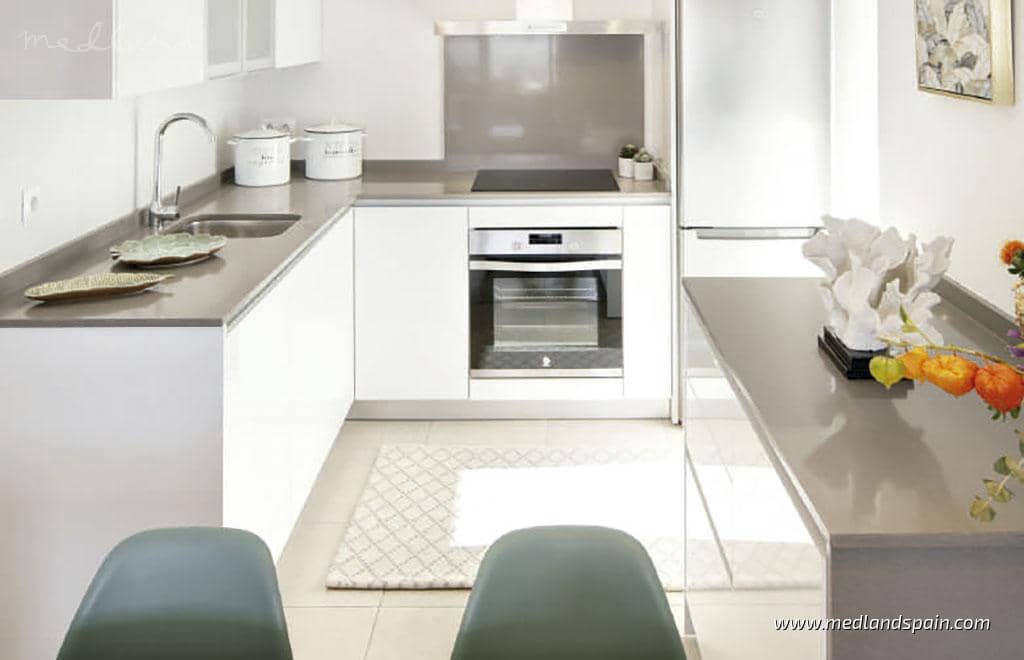 3 slaapkamer Appartement te koop in Nueva Andalucia met zwembad - € 450.000 (Ref: 10046318)