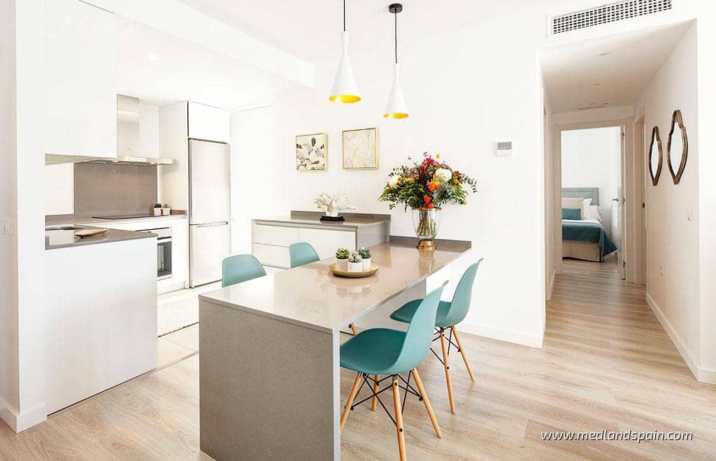3 slaapkamer Appartement te koop in Nueva Andalucia met zwembad - € 450.000 (Ref: 10046318)