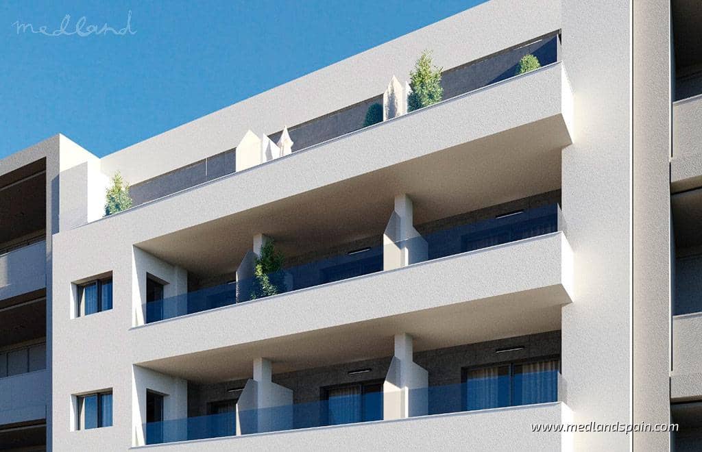 3 chambre Appartement à vendre à Torrevieja avec piscine - 329 000 € (Ref: 10046319)