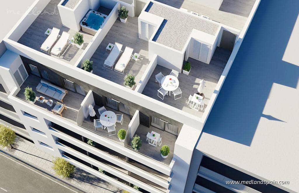 Apartamento de 2 habitaciones en Torrevieja en venta con piscina - 419.000 € (Ref: 10046320)
