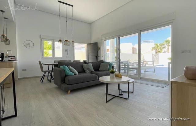 3 quarto Moradia para venda em Rafal com piscina garagem - 415 000 € (Ref: 10048664)