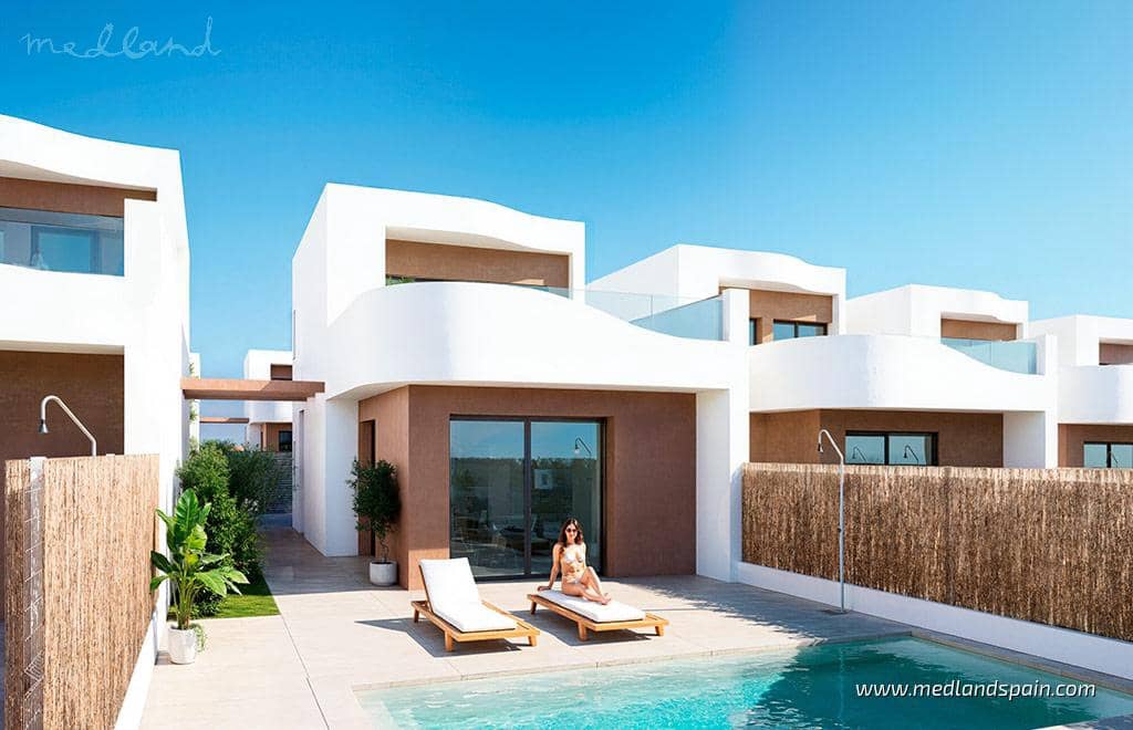 3 sovrum Villa till salu i Los Montesinos med pool garage - 445 000 € (Ref: 10060953)