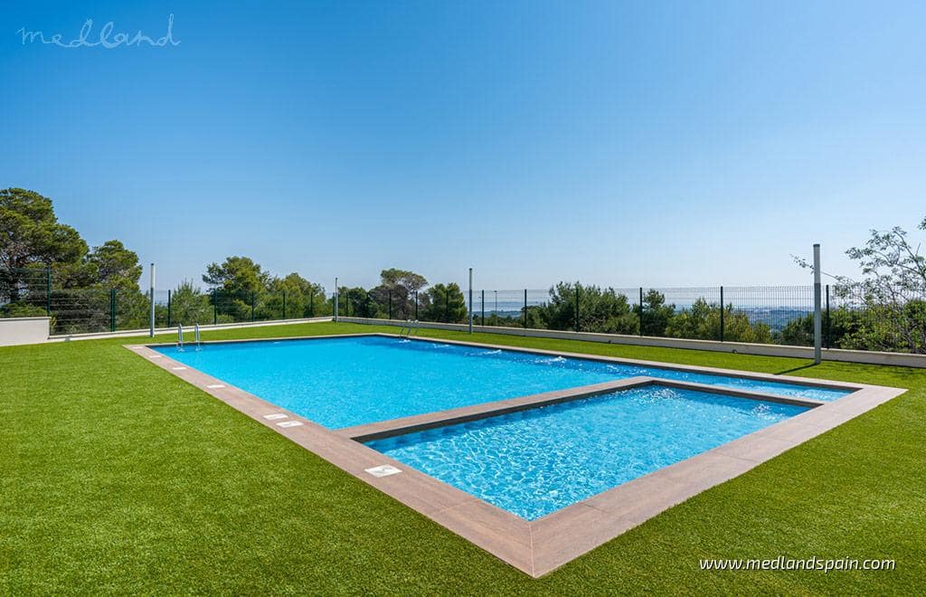 3 quarto Apartamento para venda em San Miguel de Salinas com piscina - 425 000 € (Ref: 10079871)