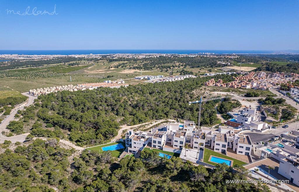 3 quarto Apartamento para venda em San Miguel de Salinas com piscina - 425 000 € (Ref: 10079871)