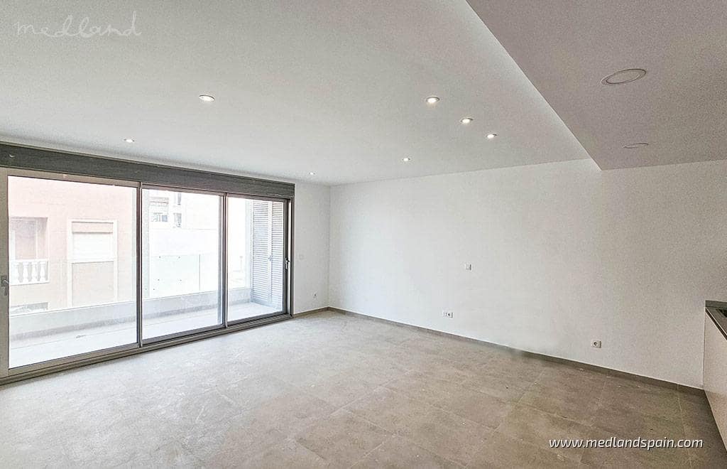 1 chambre Appartement à vendre à Torrevieja avec piscine - 255 000 € (Ref: 10088524)