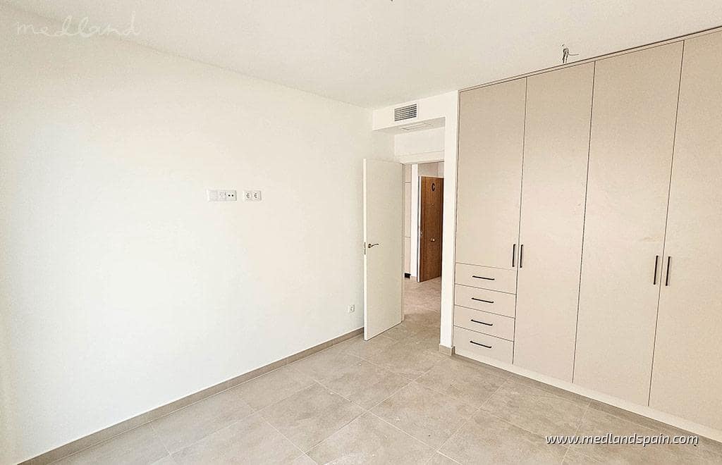 3 soveværelse Lejlighed til salg i Torrevieja med swimmingpool - € 495.000 (Ref: 10088525)
