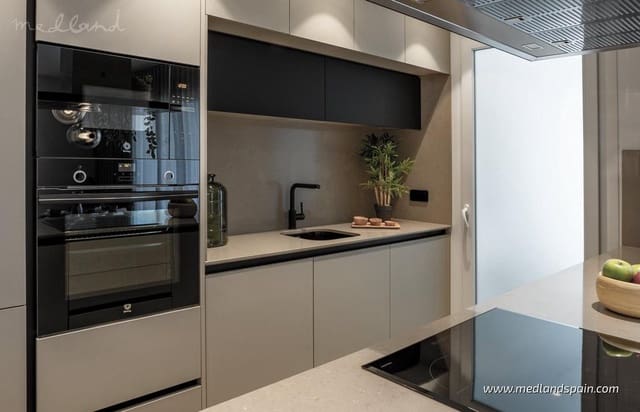 Apartamento de 3 habitaciones en Algorfa en venta con piscina - 349.000 € (Ref: 10088530)