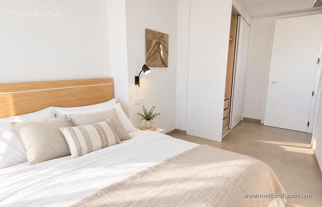 1 sypialnia Apartament na sprzedaż w Torrevieja z basenem - 399 000 € (Ref: 10098569)