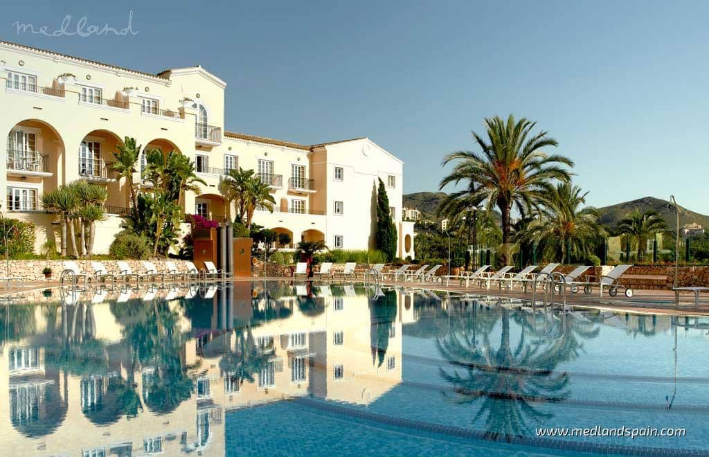 3 soveværelse Lejlighed til salg i La Manga Club med swimmingpool garage - € 770.000 (Ref: 10099172)