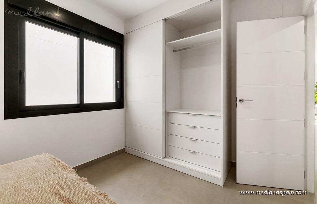 3 slaapkamer Villa te koop in Torre de la Horadada met zwembad garage - € 380.000 (Ref: 10125069)