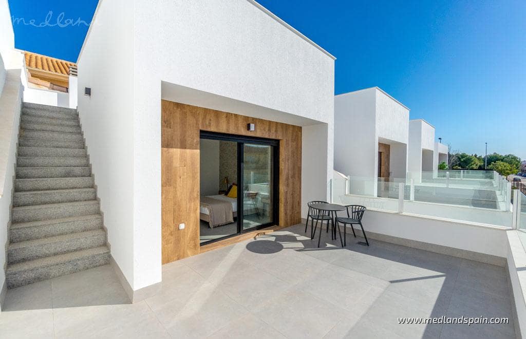 3 slaapkamer Villa te koop in Torre de la Horadada met zwembad garage - € 380.000 (Ref: 10125069)