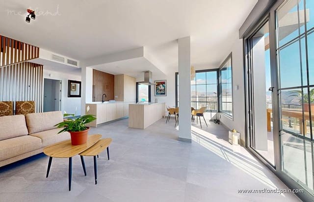 3 soveværelse Villa til salg i Polop med swimmingpool garage - € 725.000 (Ref: 10133593)