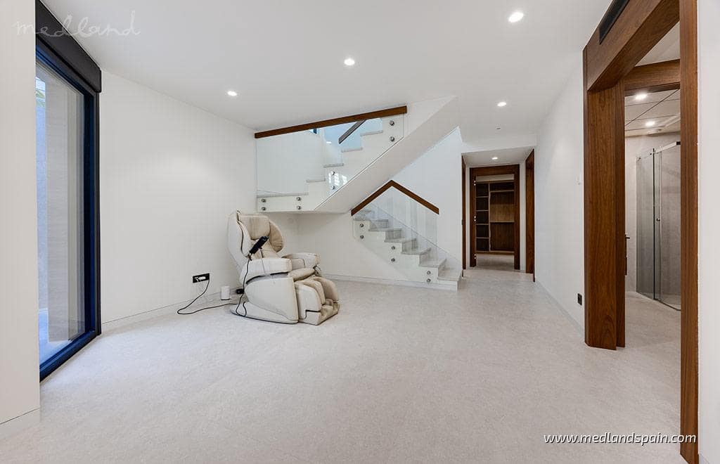 4 chambre Villa/Maison à vendre à Ciudad Quesada avec piscine garage - 2 650 000 € (Ref: 10156232)