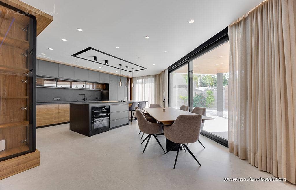 4 chambre Villa/Maison à vendre à Ciudad Quesada avec piscine garage - 2 650 000 € (Ref: 10156232)
