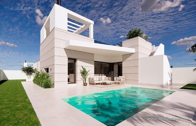Chalet de 3 habitaciones en Torrevieja en venta con piscina garaje - 799.000 € (Ref: 10160194)