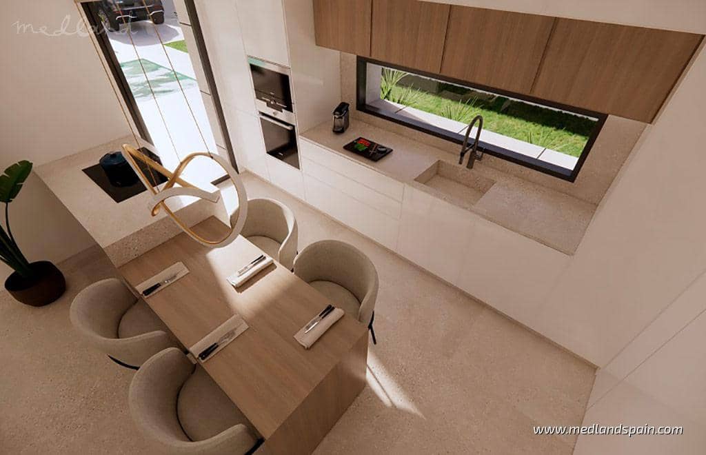4 soverom Villa til salgs i Torrevieja med svømmebasseng garasje - € 799 000 (Ref: 10185091)