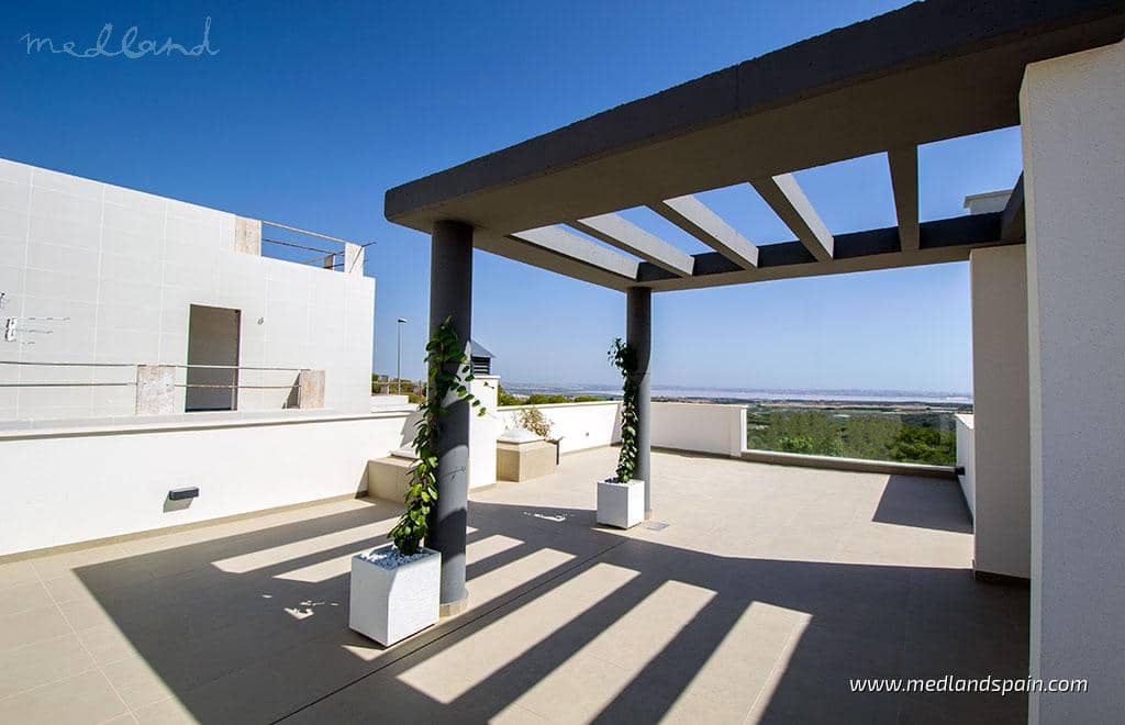 3 bedroom Villa for sale in San Miguel de Salinas with pool garage - € 630,000 (Ref: 5878898)