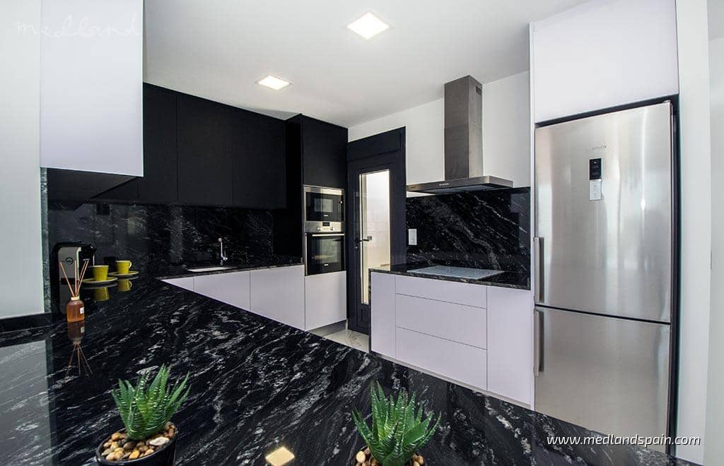 3 bedroom Villa for sale in San Miguel de Salinas with pool garage - € 630,000 (Ref: 5878898)