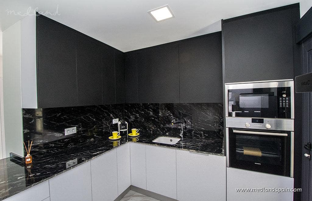 3 bedroom Villa for sale in San Miguel de Salinas with pool garage - € 630,000 (Ref: 5878898)