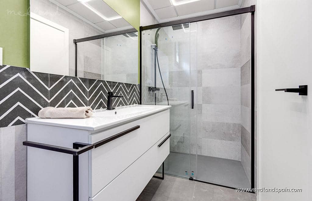 4 soveværelse Villa til salg i La Mata med swimmingpool garage - € 940.000 (Ref: 5878923)