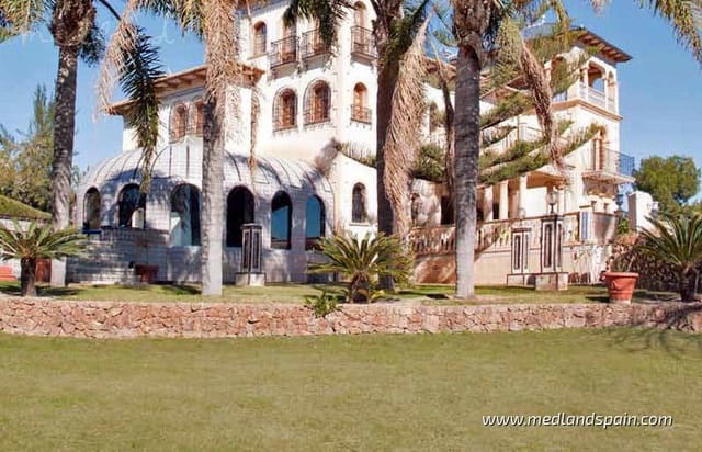 5 chambre Villa/Maison à vendre à Villamartin, Orihuela avec piscine garage - 3 200 000 € (Ref: 5878940)